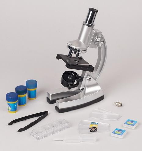Vědecký mikroskop HM je vhodný přístroj pro první vědecké poznávání.
