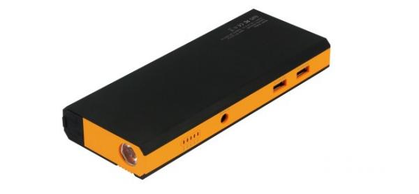 Přenosná PowerBanka Buffalo 8000mAh Vám nabídne dva napájecí USB porty, LED signalizační diody a praktickou svítilnu. 